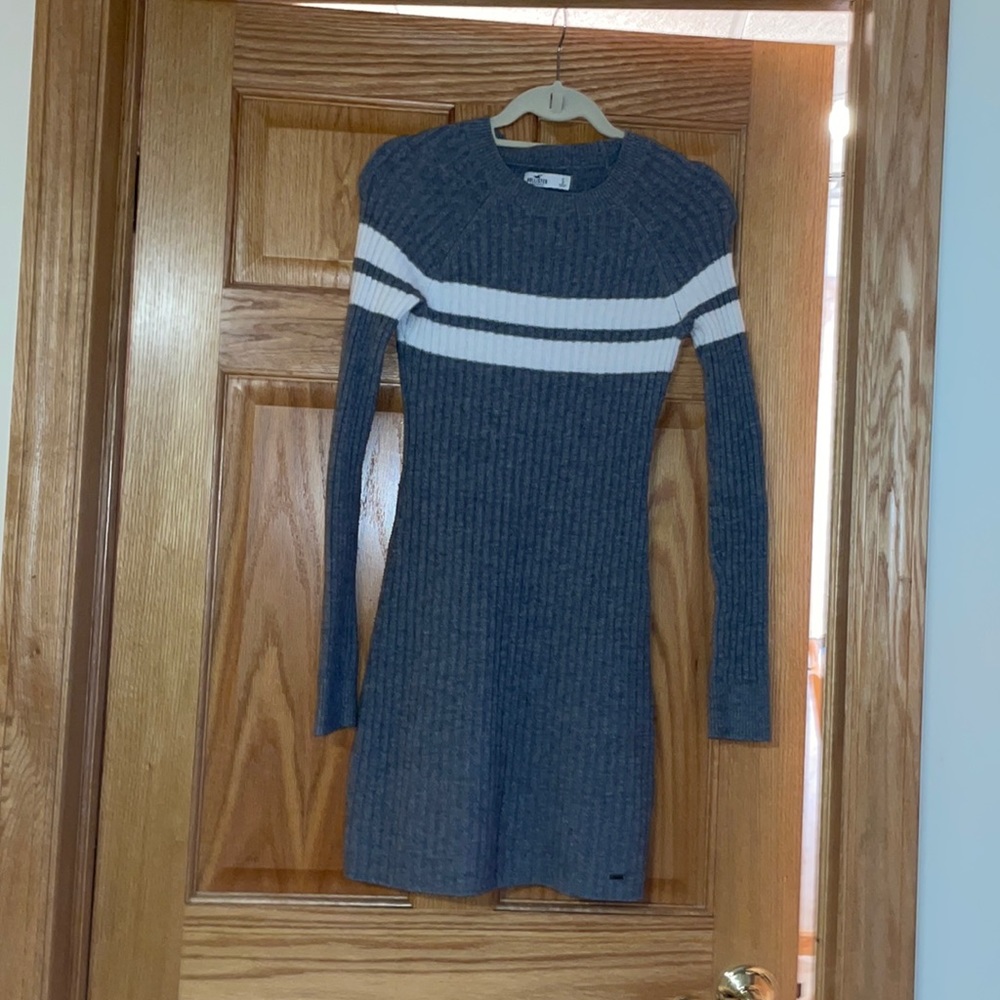 Hollister Sweater dress